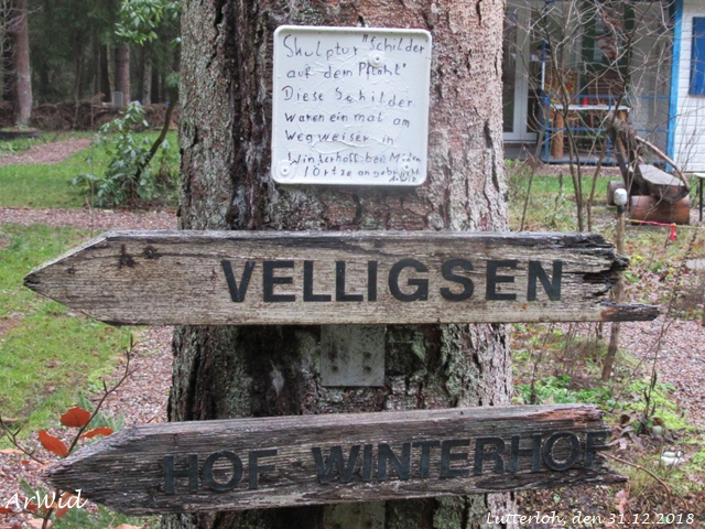 Schilder am Pfahl (1)