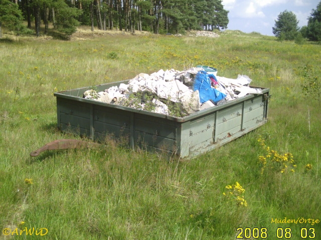 BW-Anhängeraufbau mit Sperrmüll II