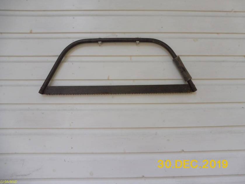 ©Sägen an der Wand (2)