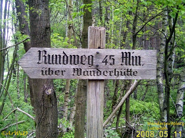 Hinweisschild Grüner Weg