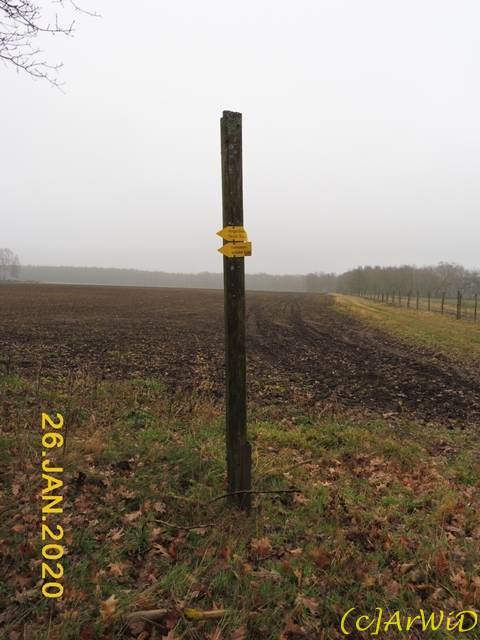 ©Hölzerner Wegweiser Starkshorn (5)