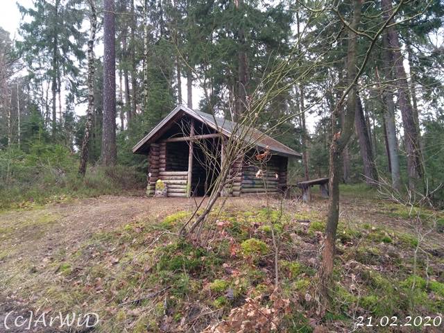 ©Schutzhütte am Hang (2)